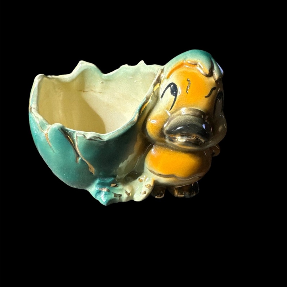 Vintage Shawnee Green Yellow Hatchling Duck & Egg  USA